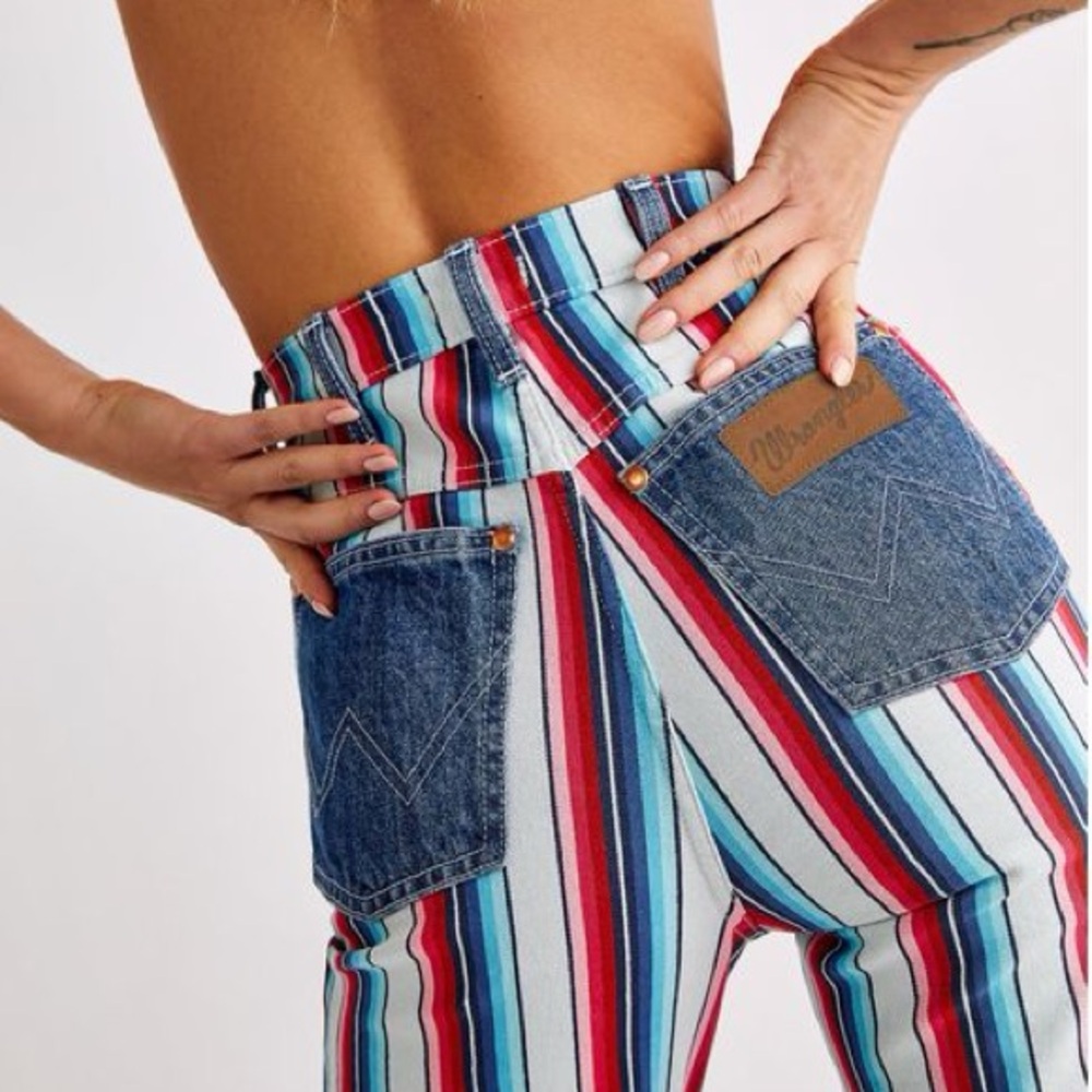Wrangler Wanderer 622 Rainbow Stripe - NWT